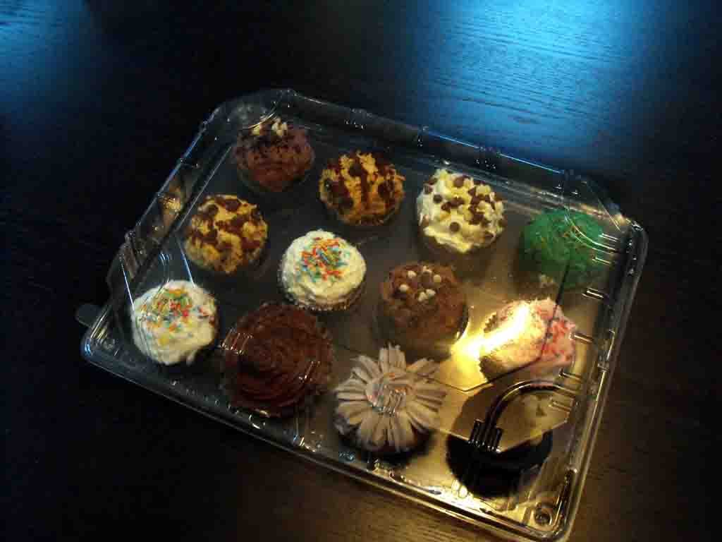 cutie prezentare 12 muffins